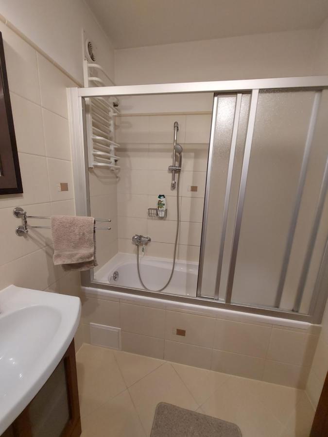 Wygodny Przestronny Apartament Janowskie Blonia Rumia Eksteriør bilde